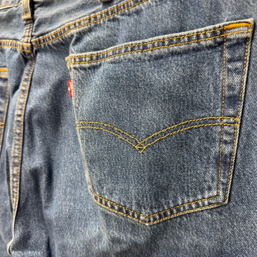Levis 501 Original Fit Mens Blue Denim Jeans Straight Leg 38x29 Medium Wash